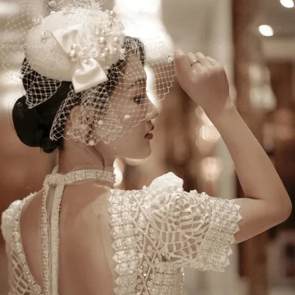 Luxury Net Veil Fasinator with Pearl-like Decor - Image 4