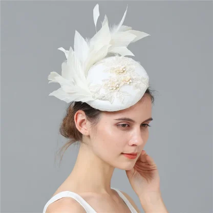 Lacey Fascinator with Faux Feather - Image 4