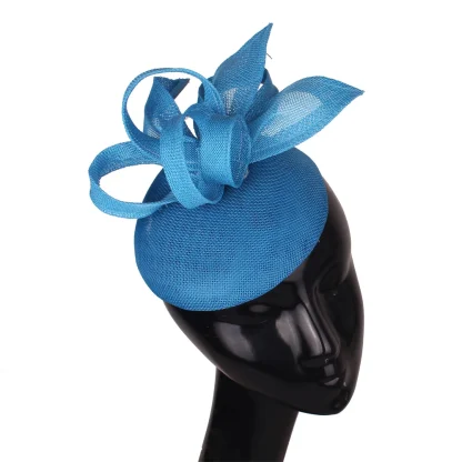 Timeless Fascinator with Stylish Design
