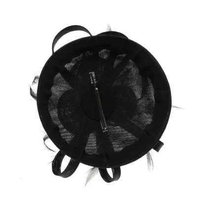 Dainty Fascinator with Solid Color Design - Image 11