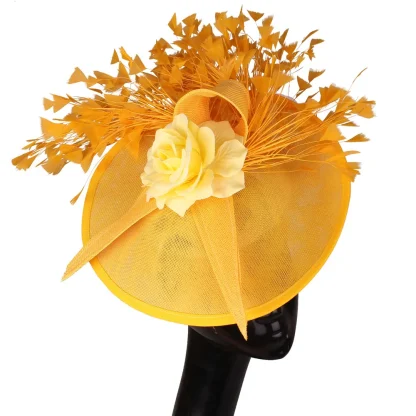 Large Disc Fascinator with Stylish Design - Image 13