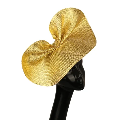 Pleated Disc Fascinator with Shiny Design - Image 7