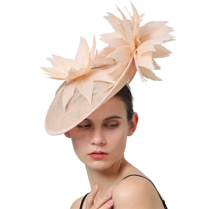 Stylish Disc Fascinator with Floral Design - Image 7